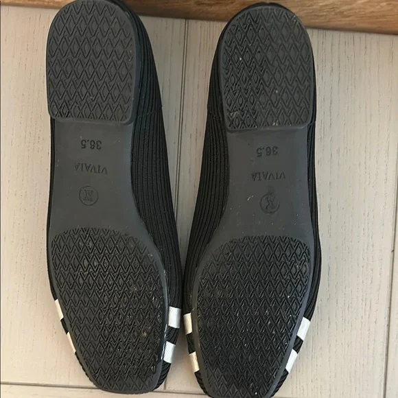 Black and Silver Flats - Picture 2 of 5